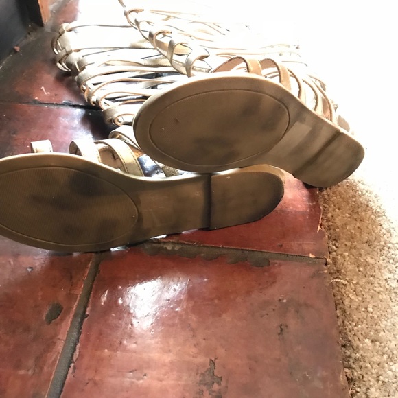 SOLD - Picture 4 of 5